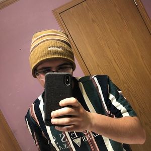 Meet your Posher, Hunter